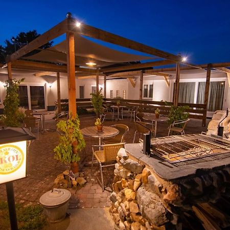 B&B Katoo Linne Екстериор снимка